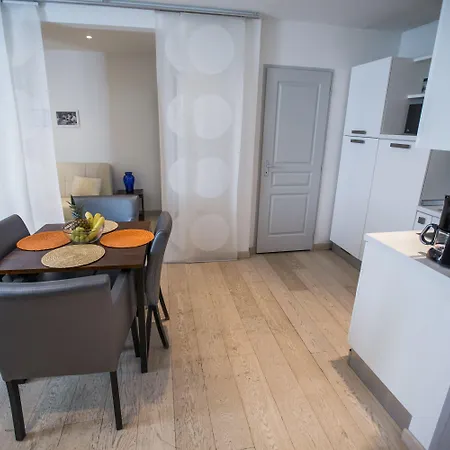 Bouttau By Connexion * Cannes